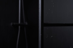Shower wall Square black detail-2.jpg